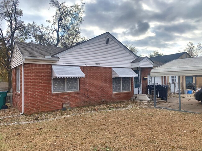 Updated 2 Bed/1 Bath in OKC! - Updated 2 Bed/1 Bath in OKC! Casa