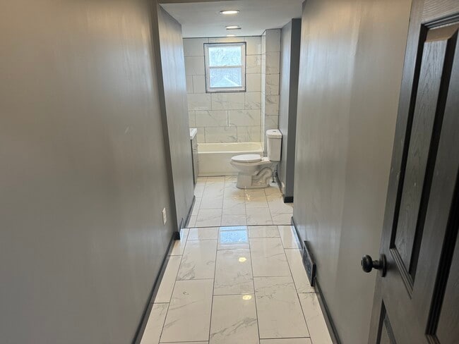 Photo - 906 Virginia Ave Unit 906