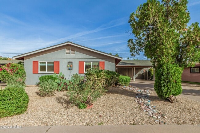 Building Photo - 6912 E Monterey Way