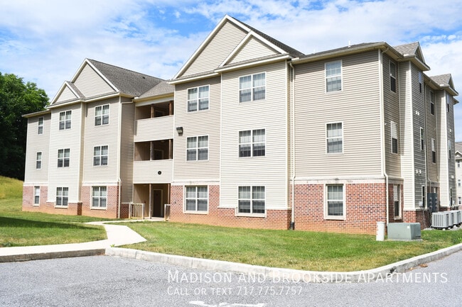 101 Brookside Ave Unit V