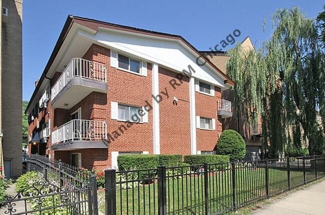 Building Photo - 417 S Kenilworth Ave Unit 8 Rental