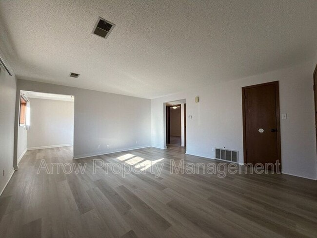 Photo - 424 N 4th St Unit 5