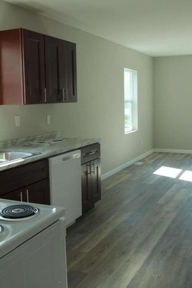 Photo - Modern Charm Meets Prime Location!