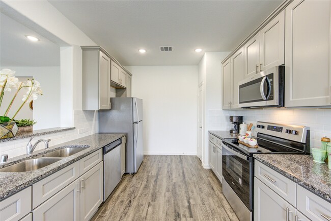 Building Photo - 1088 Rd 5102 Rental