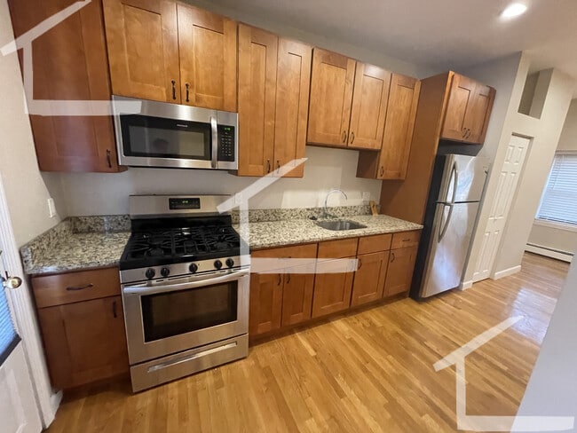 Photo - 16 Pompeii St Unit 3