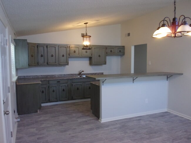 Photo - 1772 Hester Rd