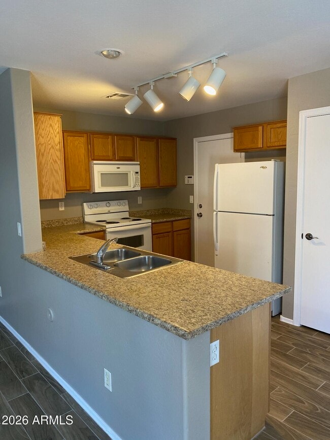 Photo - 558 S 222nd Ln