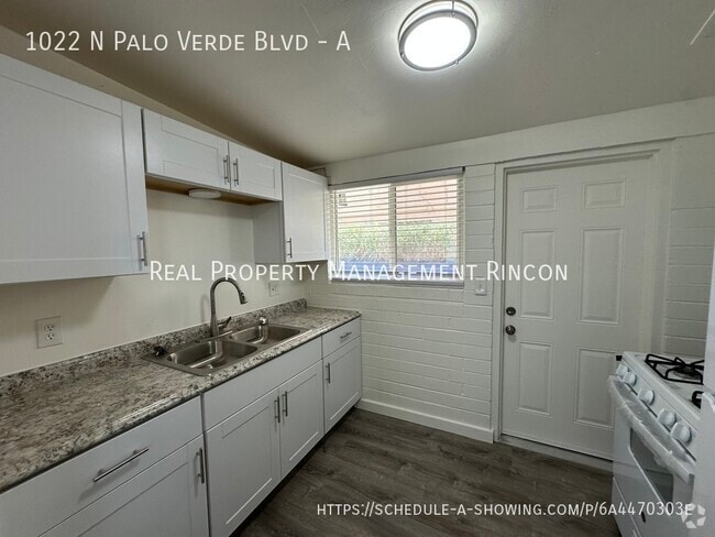Building Photo - 1022 N Palo Verde Blvd Rental