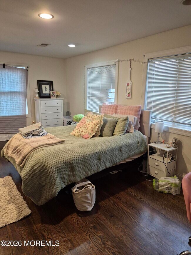 Photo - 247 Perrine Ave