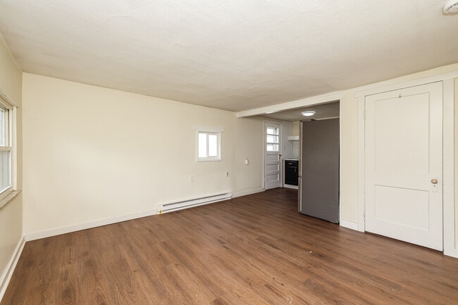 Photo - 148 Burgess Ave