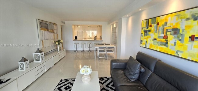 Building Photo - 19390 Collins Ave Unit 1223