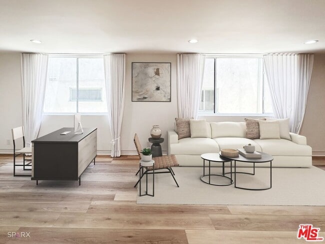 Photo - 301 Rexford Dr Unit 3