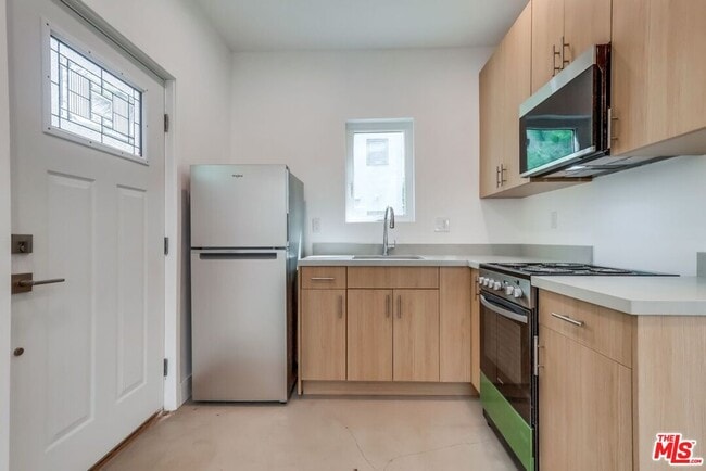 Photo - 1151 S Highland Ave