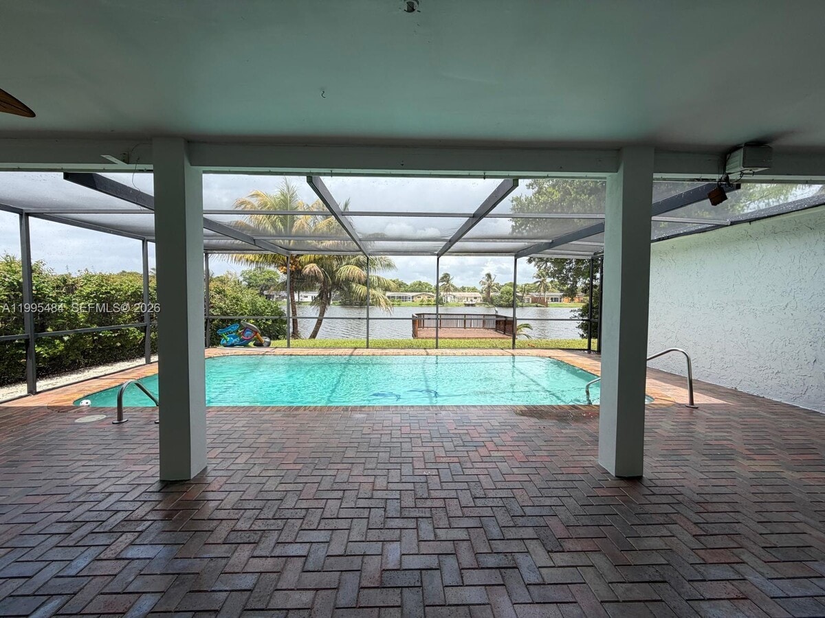 Photo - 11921 NW 31st Pl