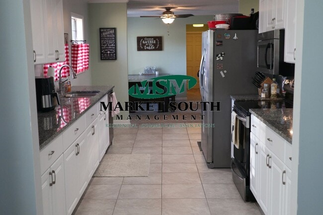 Photo - CUTE AND COZY THREE BEDROOM -AVAILABLE BY APPOINTMENT ONLY PRIOR TO 01/01/2026