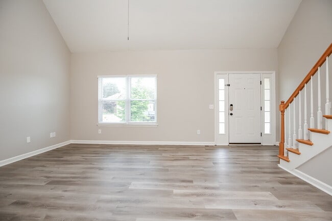 Photo - 6628 Shadyview Dr