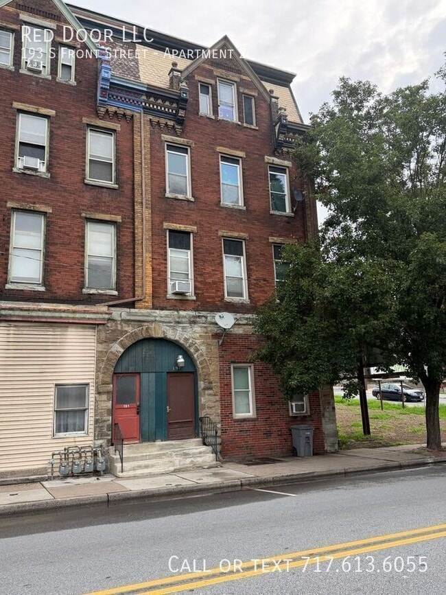 Building Photo - 193 S Front St Unit Apartment 2