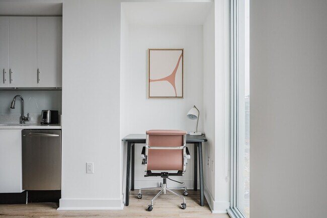 Photo - 875 10th St NW Unidad FL7-ID1214