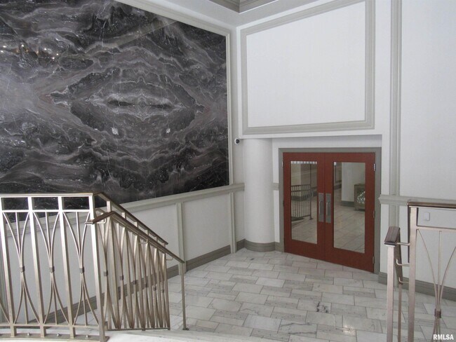 Photo - 212 N Brady St Unidad 702