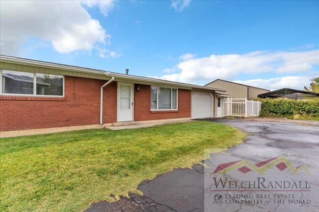 Photo - 2 Bedroom 1 Bath Duplex in Riverdale