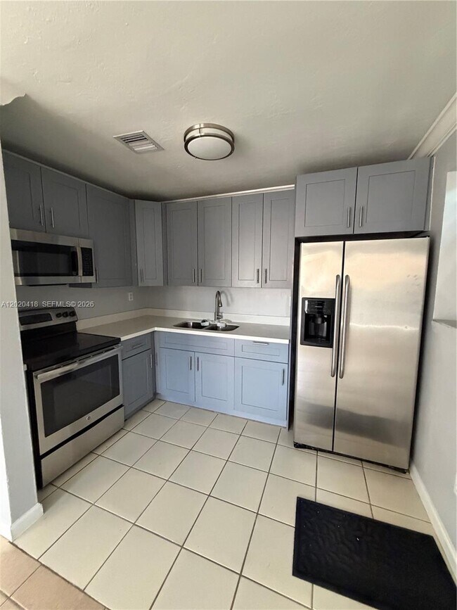 2924 NW 132nd Terrace Unidad 1