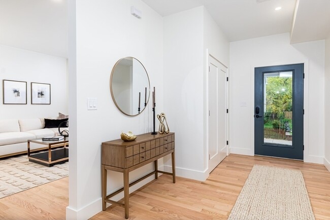 Photo - 34 Waverly Pl