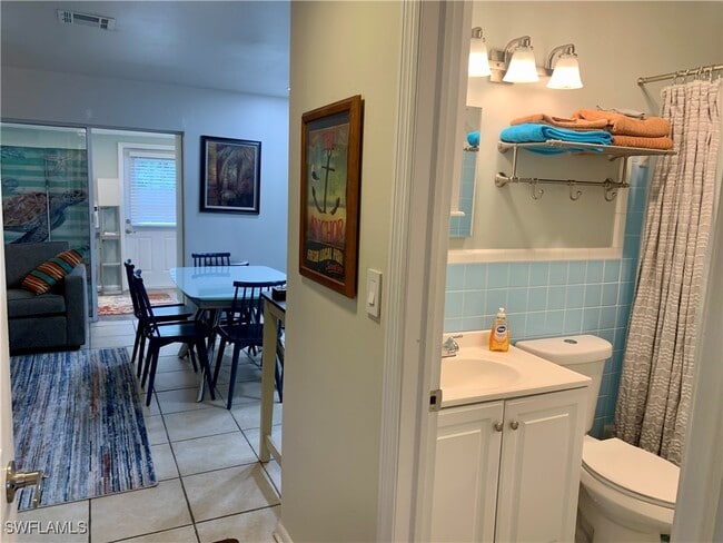 Building Photo - 5795 Genesee Pkwy Unit 3