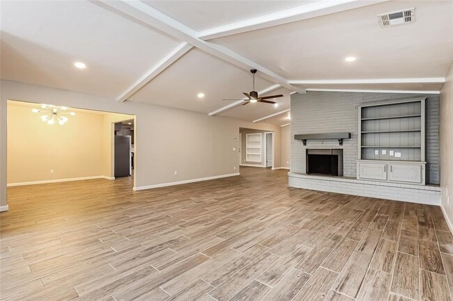 Photo - 7301 Skylark Ln