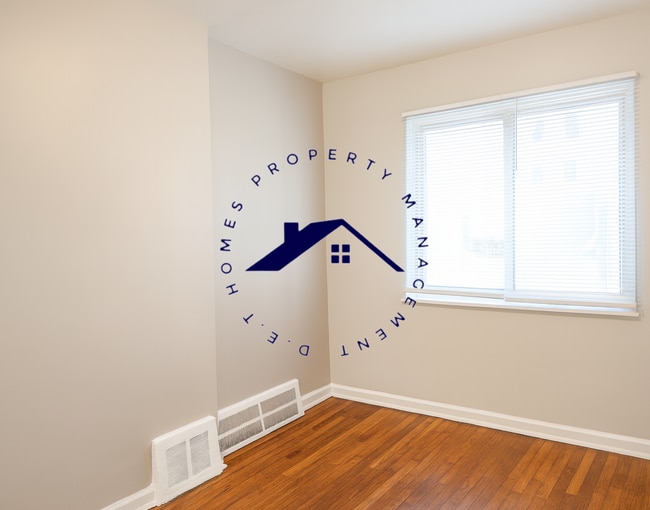 Photo - 17536 2nd Ave Unit 17536