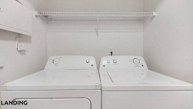 925 Canterbury Rd NE Unit 01-0111