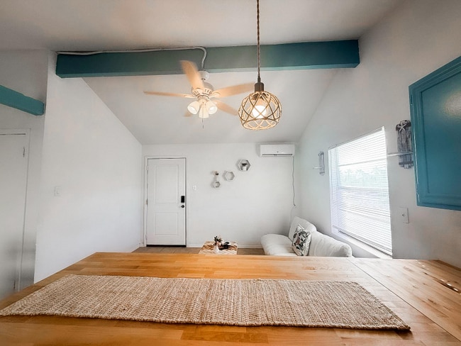 Photo - 107 E Venus Ln Unit 4