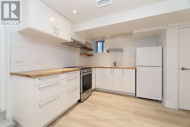 Photo - 38 Halton St