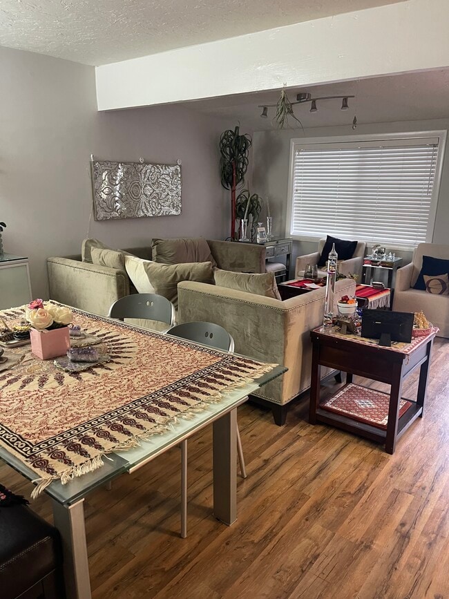 Photo - 1034 Avenue A