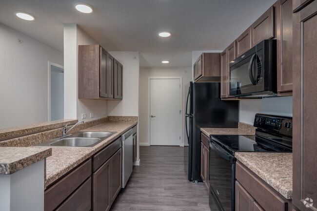 Cocina - 3HAB - 1BA - Newport Commons