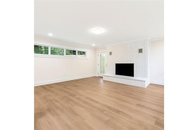 Photo - 1568 Niskey Lake Trail SW