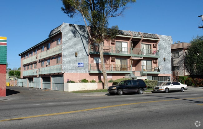 6825 Woodman Ave Apartments For Rent In Van Nuys Ca Forrent Com 6825 Woodman Ave Apartments For Rent In Van Nuys Ca Forrent Com