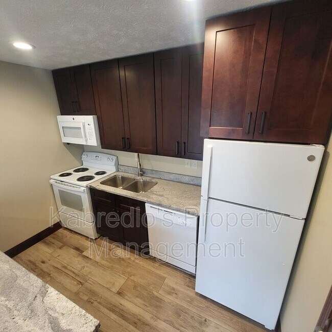 Photo - 4401 S 27th St Unidad A16