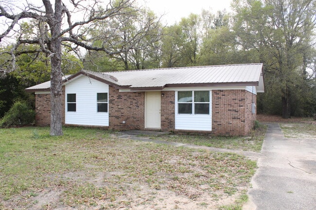 Building Photo - 3002 Stillwell Blvd Rental