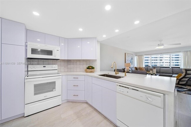 Photo - 2100 S Ocean Dr Unidad 5B