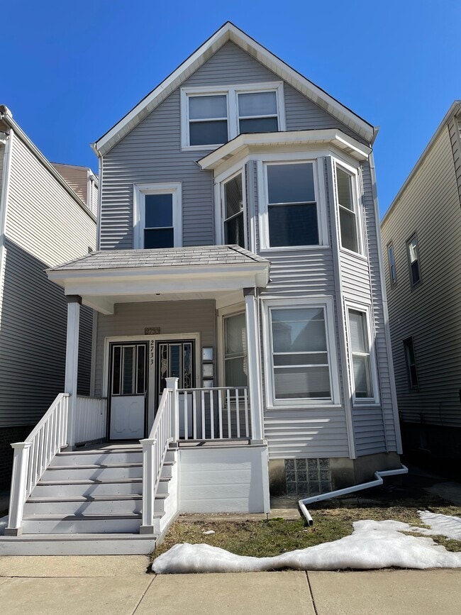 Photo - 2733 N Ridgeway Ave Unit 1