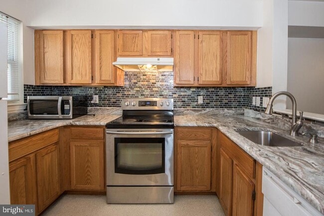 Building Photo - 759 N 44th St Rental