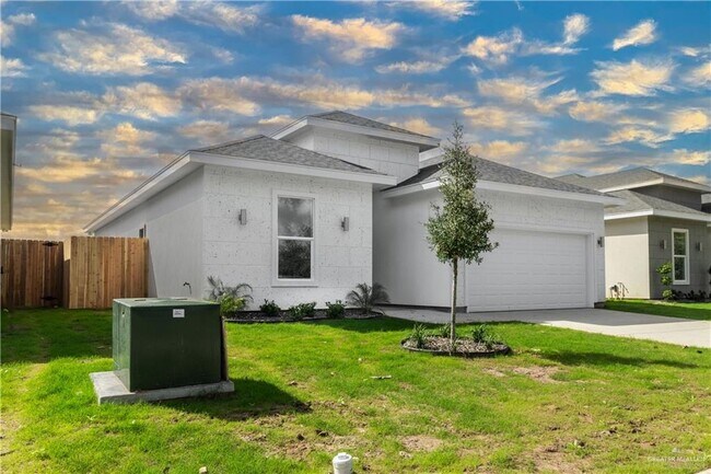 Photo - 24 W Northwood St