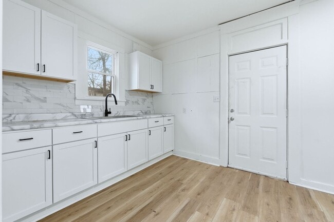 Photo - Stylishly Renovated 4 Bed, 1 Bath