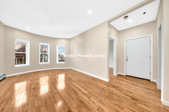Photo - 29 Lambert St Unit 4
