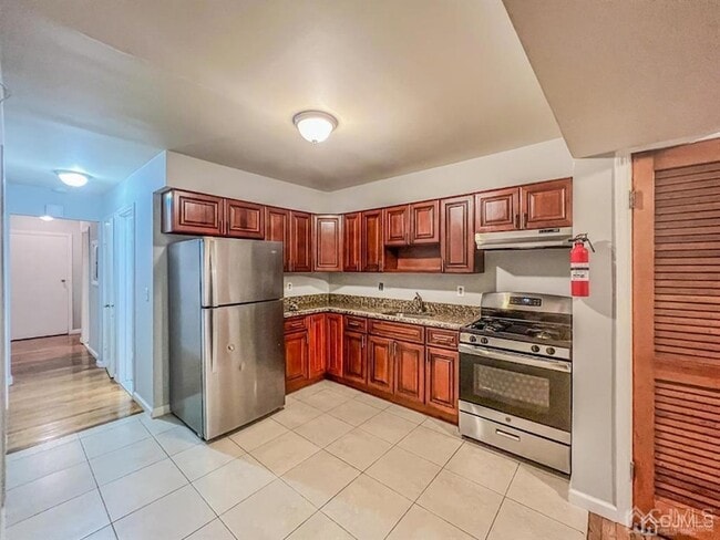 Photo - 124 Washington Ave