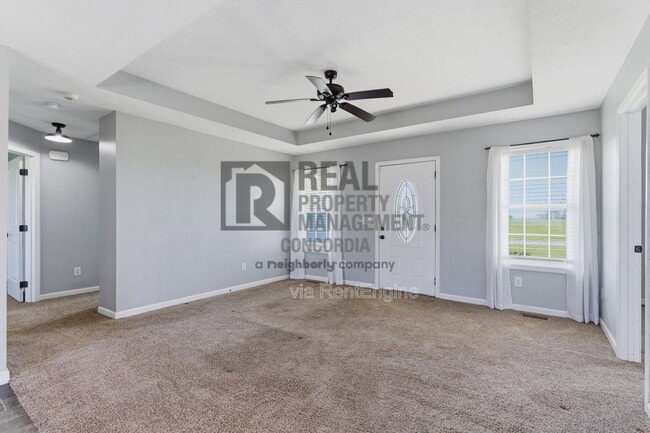 Photo - 312 Meadows Rd