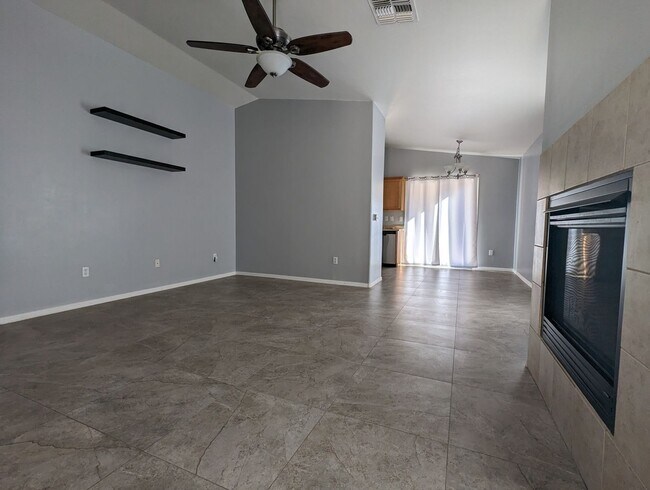 Photo - 3 Bedroom 2 Bath Rental in Sahuarita