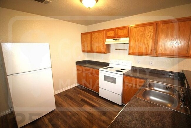 Photo - 4707 Westcliff Rd