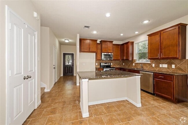 Building Photo - 17423 Waterview Dr Rental