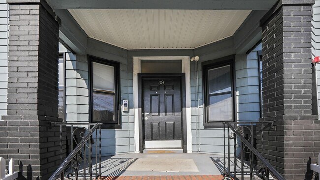 Photo - 38 Troy St Unit 1L